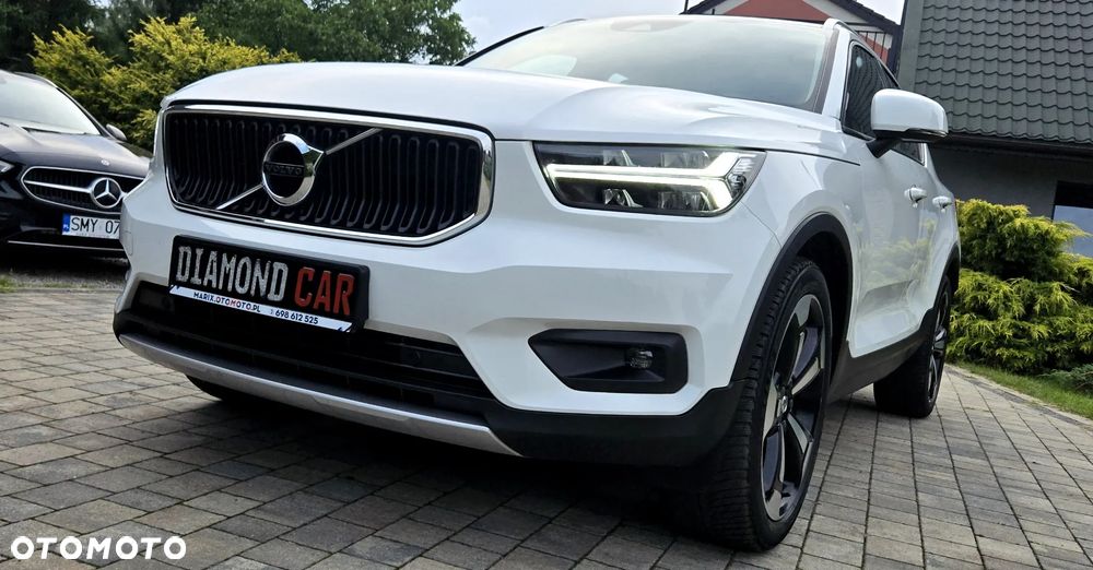 Volvo XC 40 T3 Momentum Pro - 4