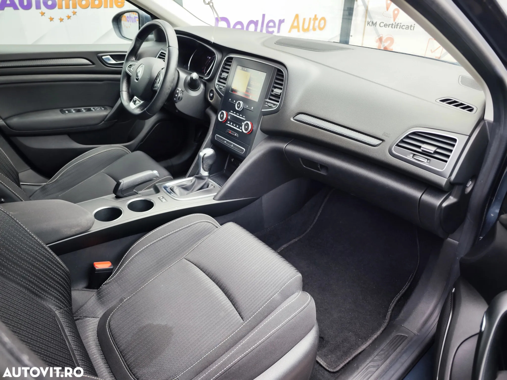 Renault Megane ENERGY TCe 140 EDC BUSINESS - 15