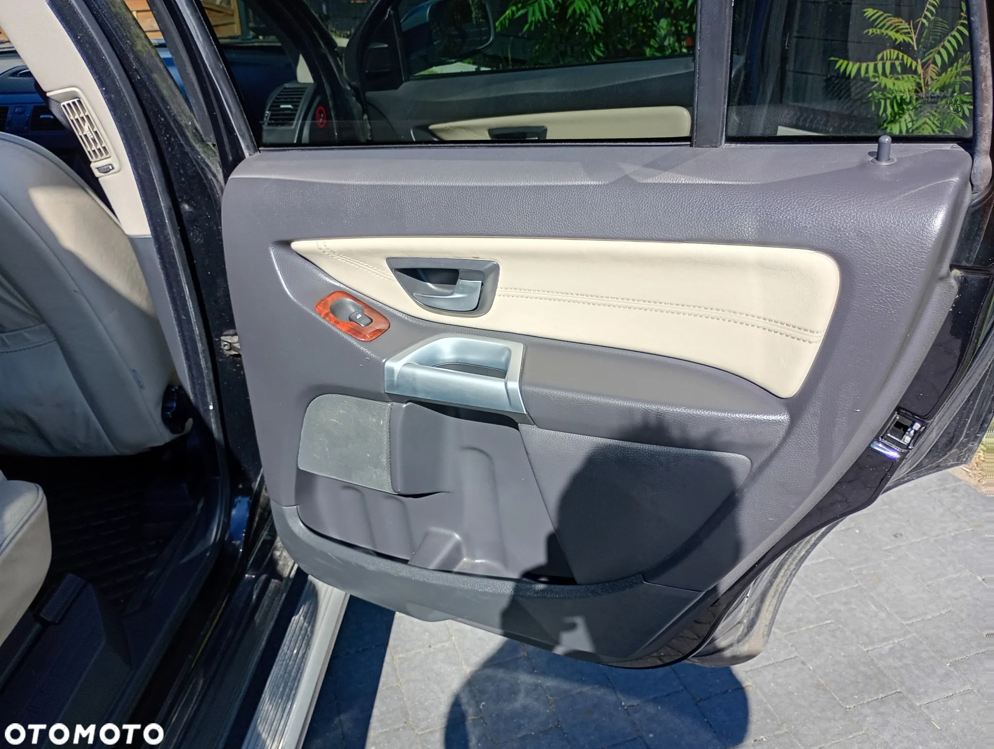 Volvo XC 90 2.4 D5 - 6