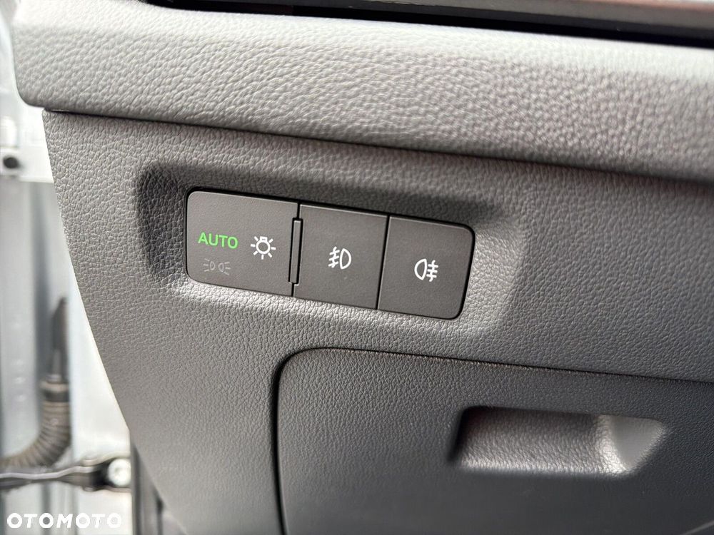 Skoda Octavia 1.5 TSI ACT Ambition - 27