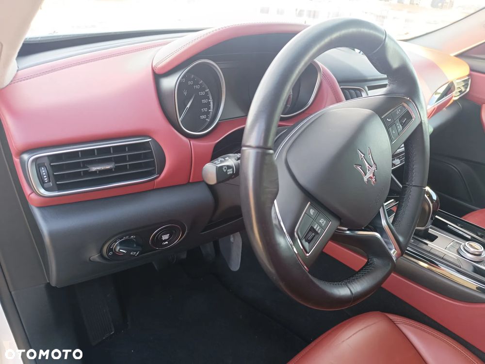 Maserati Levante Q4 - 18