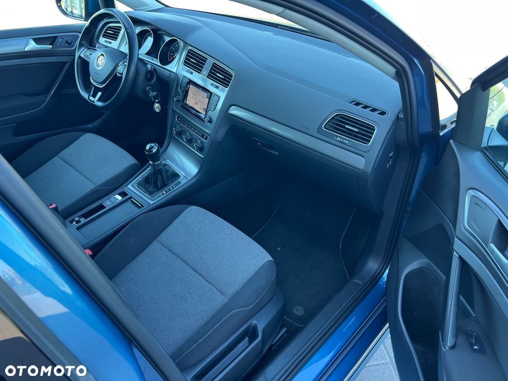 Volkswagen Golf 1.6 TDI BMT Comfortline - 12