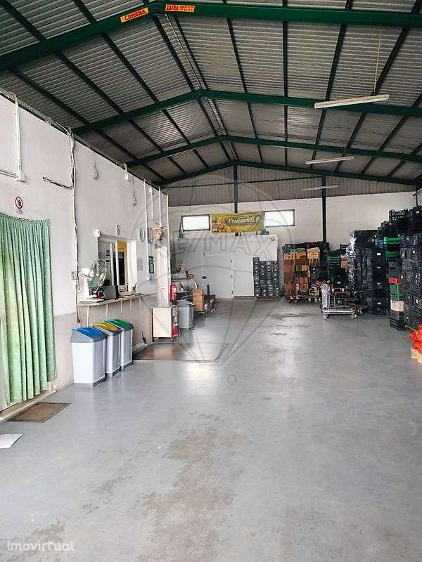 Armazém T2 para venda - Grande imagem: 2/14