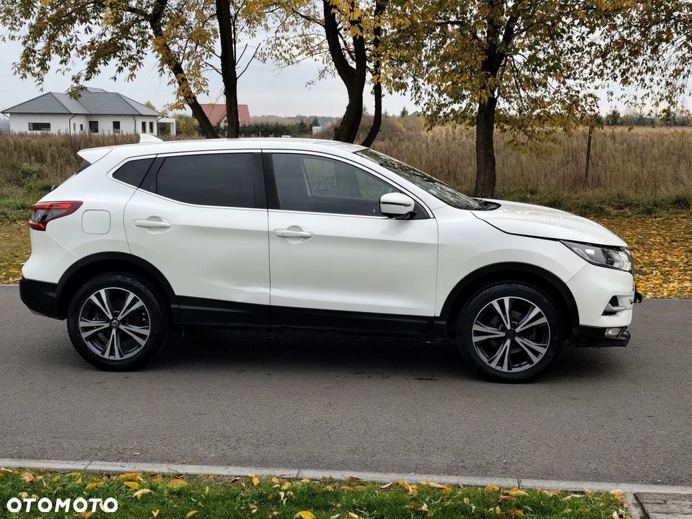 Nissan Qashqai - 13