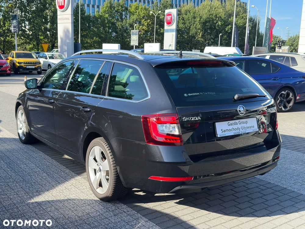 Skoda Octavia 2.0 TDI Style DSG - 6