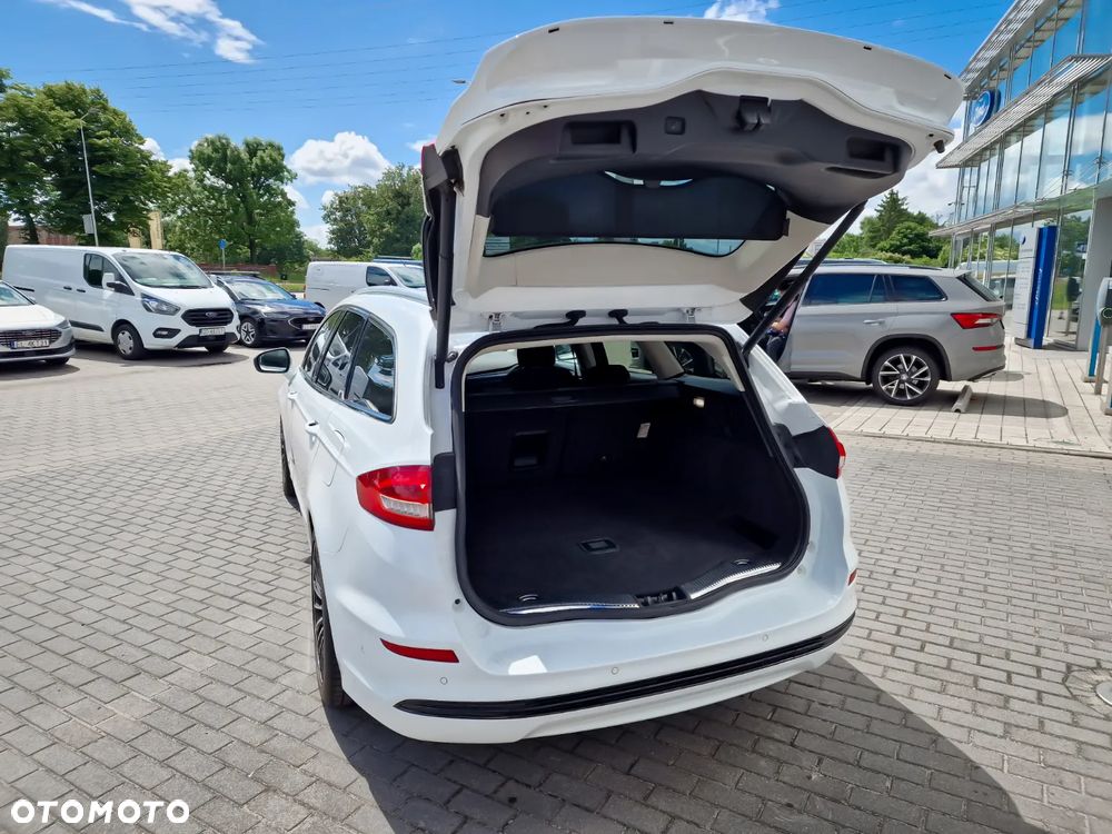 Ford Mondeo 2.0 EcoBlue Titanium - 19