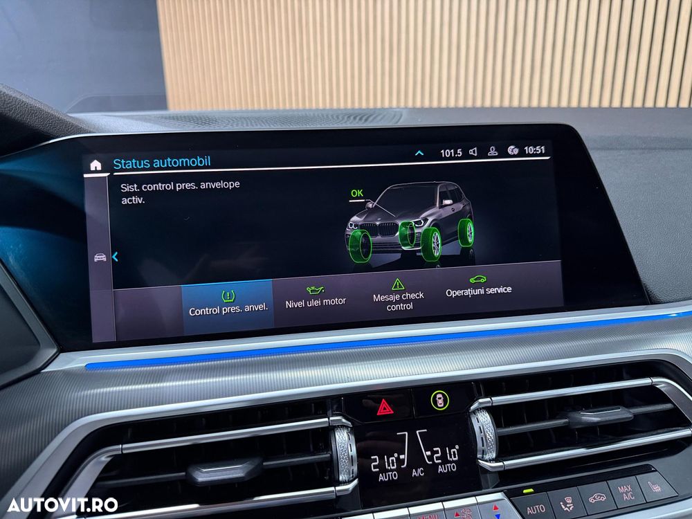BMW X5 xDrive45e - 11