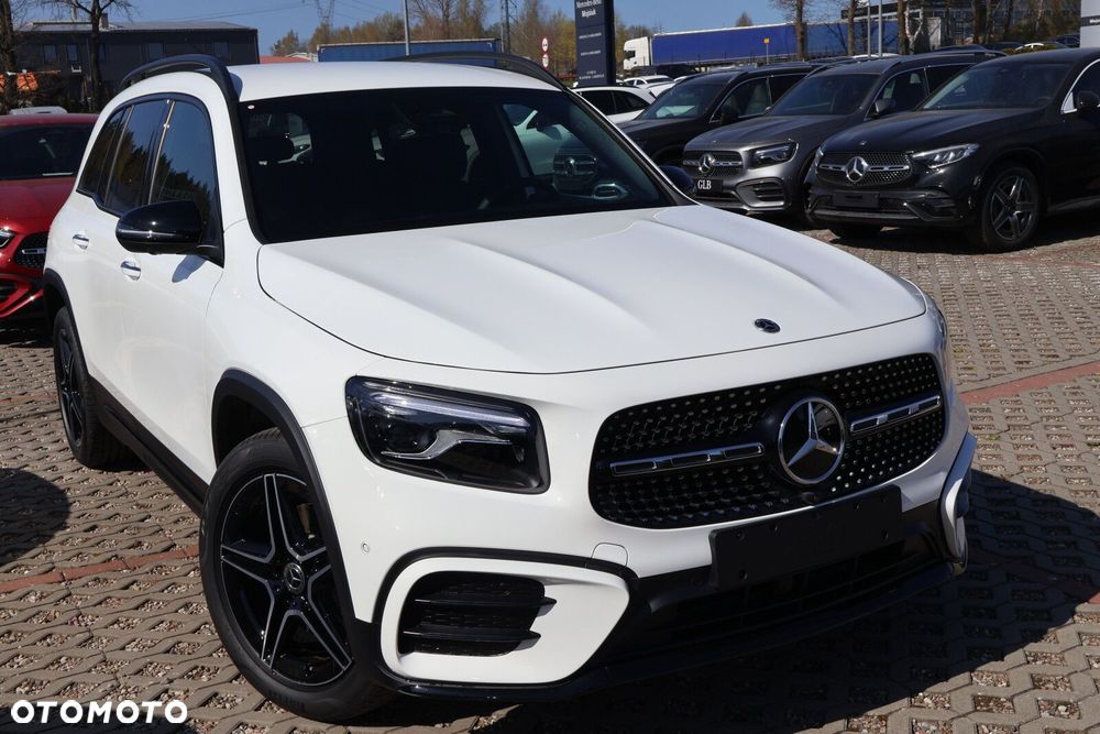 Mercedes-Benz GLB - 3