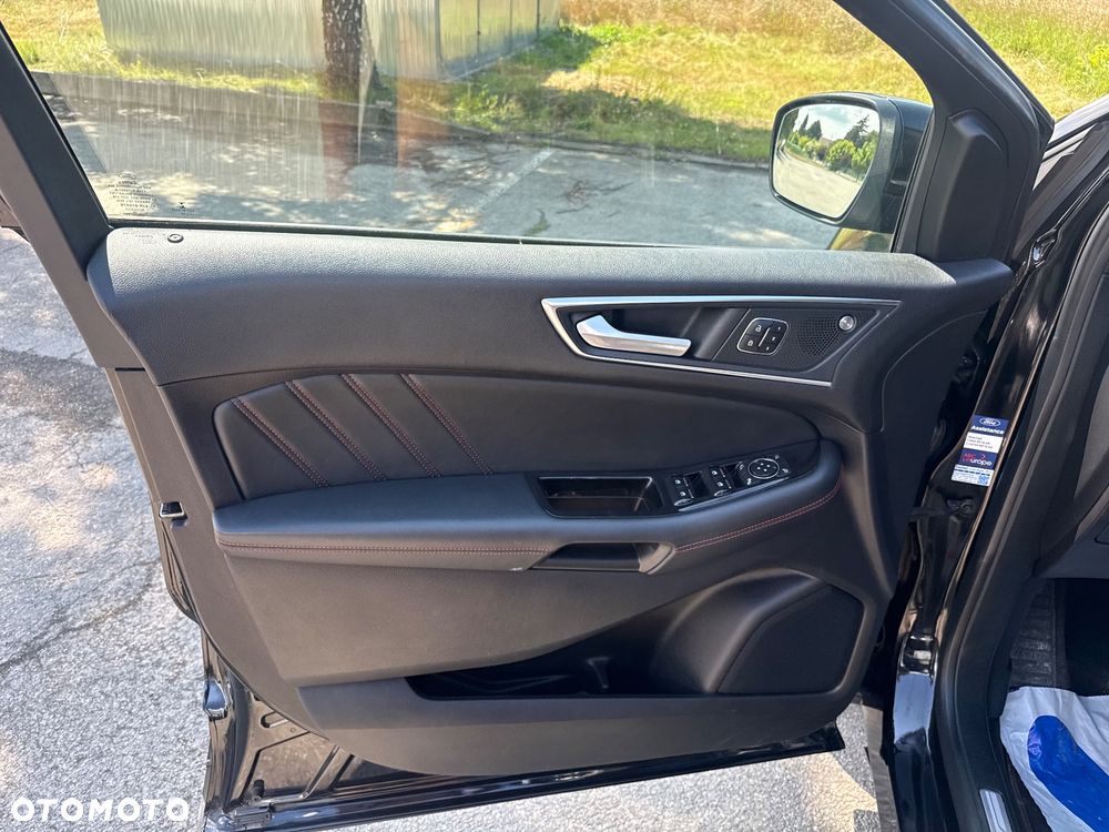 Ford Edge 2.0 EcoBlue Twin-Turbo 4WD ST-Line - 19