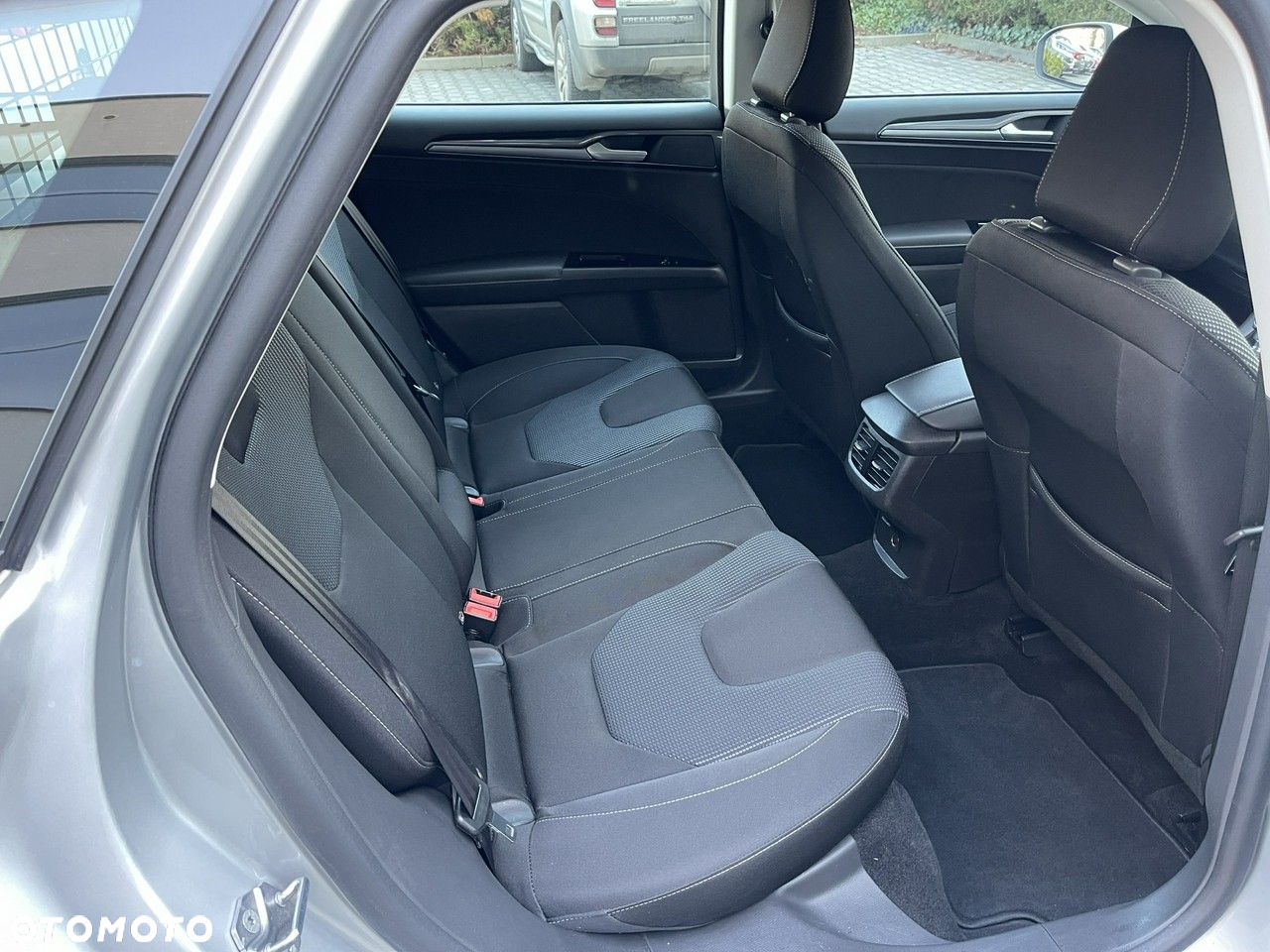 Ford Mondeo - 28