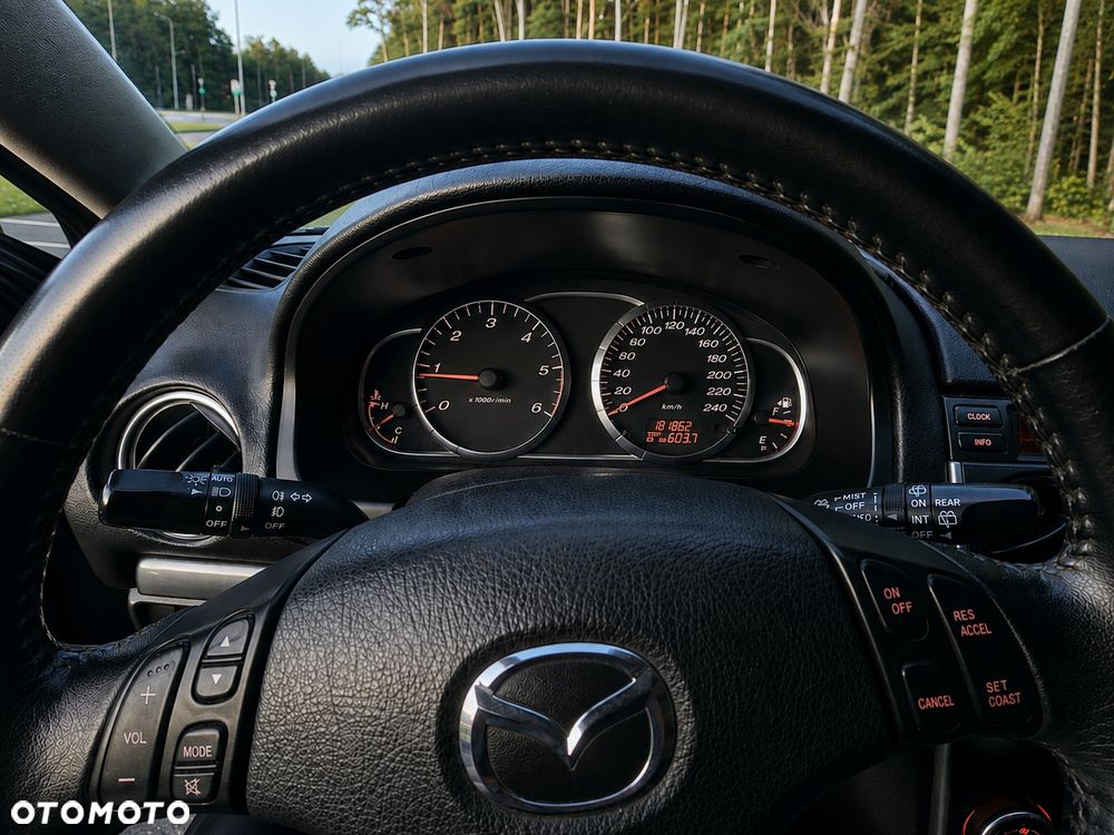 Mazda 6 - 6