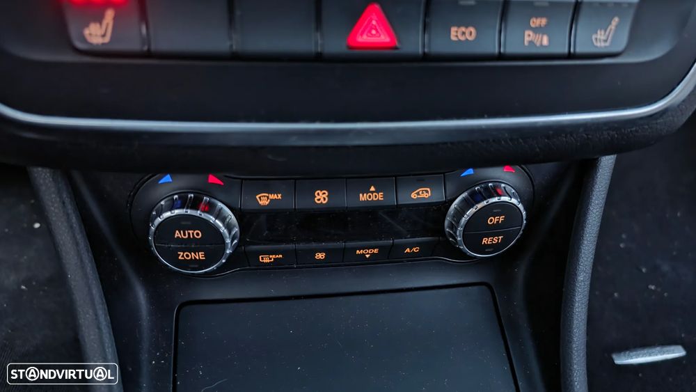 Mercedes-Benz A 180 CDI (BlueEFFICIENCY) AMG Sport - 19