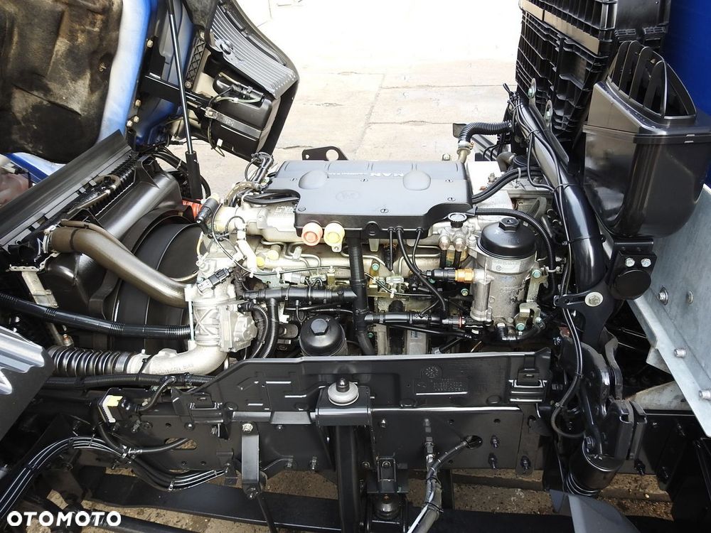 MAN TGL 12.220 KONTENER WINDA 18 PALET TEMPOMAT KLIMATYZACJA PNEUMATYKA AUTOMAT  BLIŹNIACZE KOŁA  220KM - 27