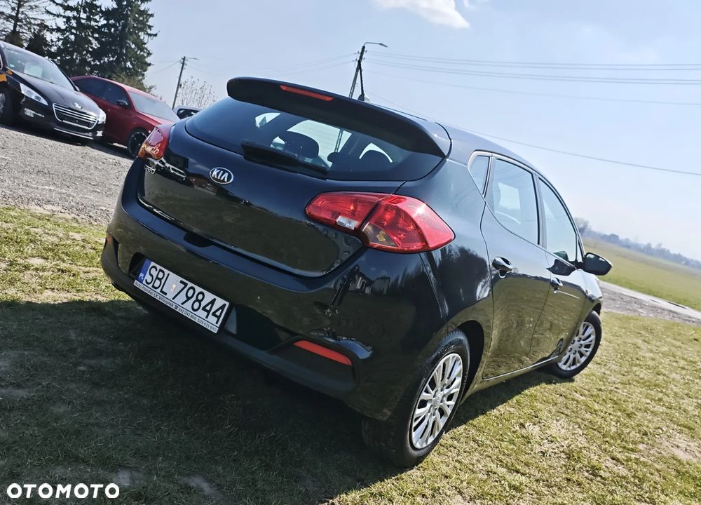Kia Ceed 1.4 CVVT Attract - 4
