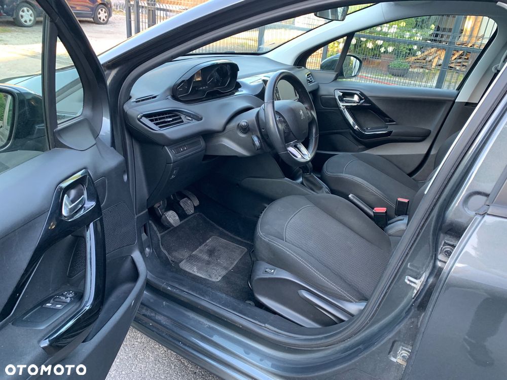 Peugeot 208 1.6 BlueHDi Active S&S - 15