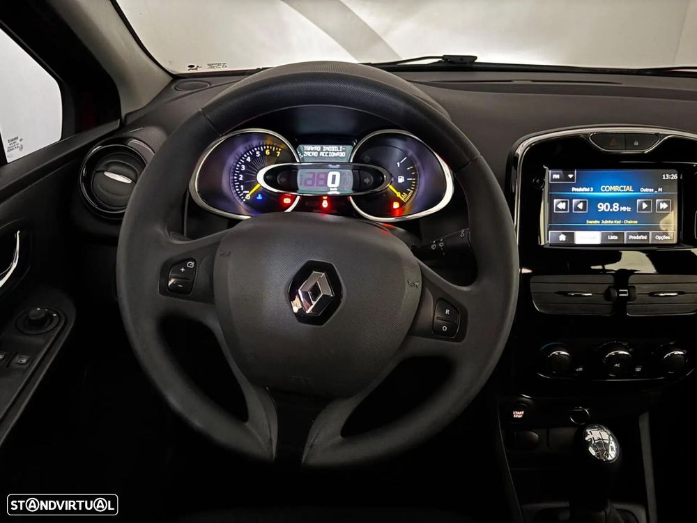 Renault Clio - 8