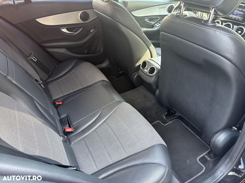 Mercedes-Benz C 220 (BlueTEC) d 7G-TRONIC Exclusive - 11