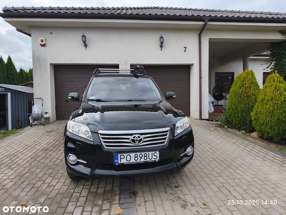 Toyota RAV4 - 11