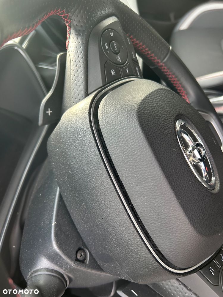 Toyota Corolla 2.0 Hybrid GR Sport - 35