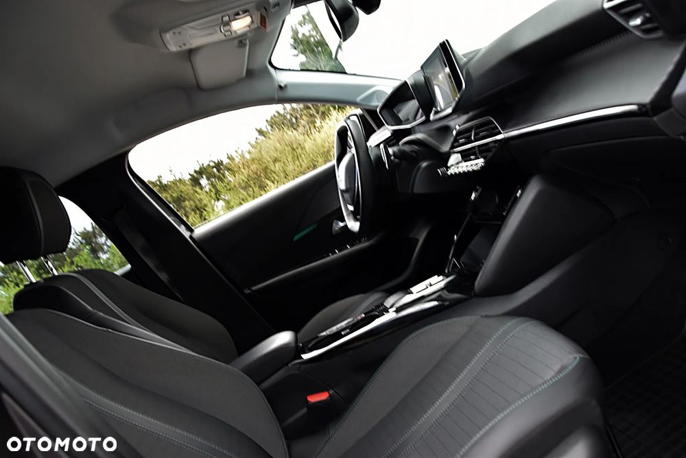 Peugeot 208 1.2 PureTech Allure S&S EAT8 - 22
