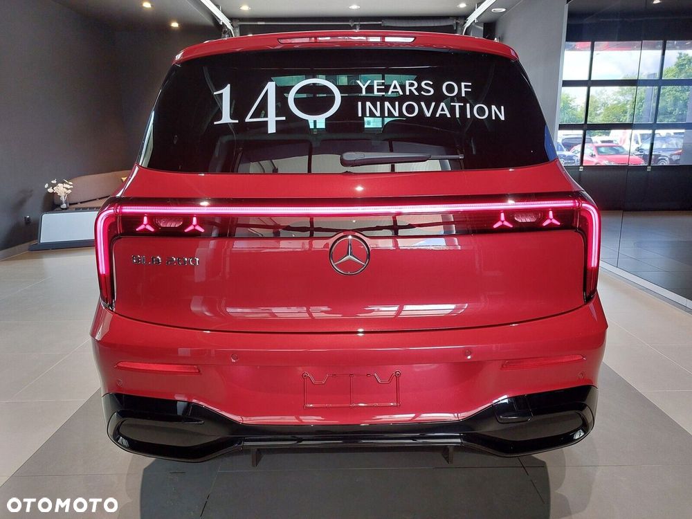 Mercedes-Benz GLB - 7