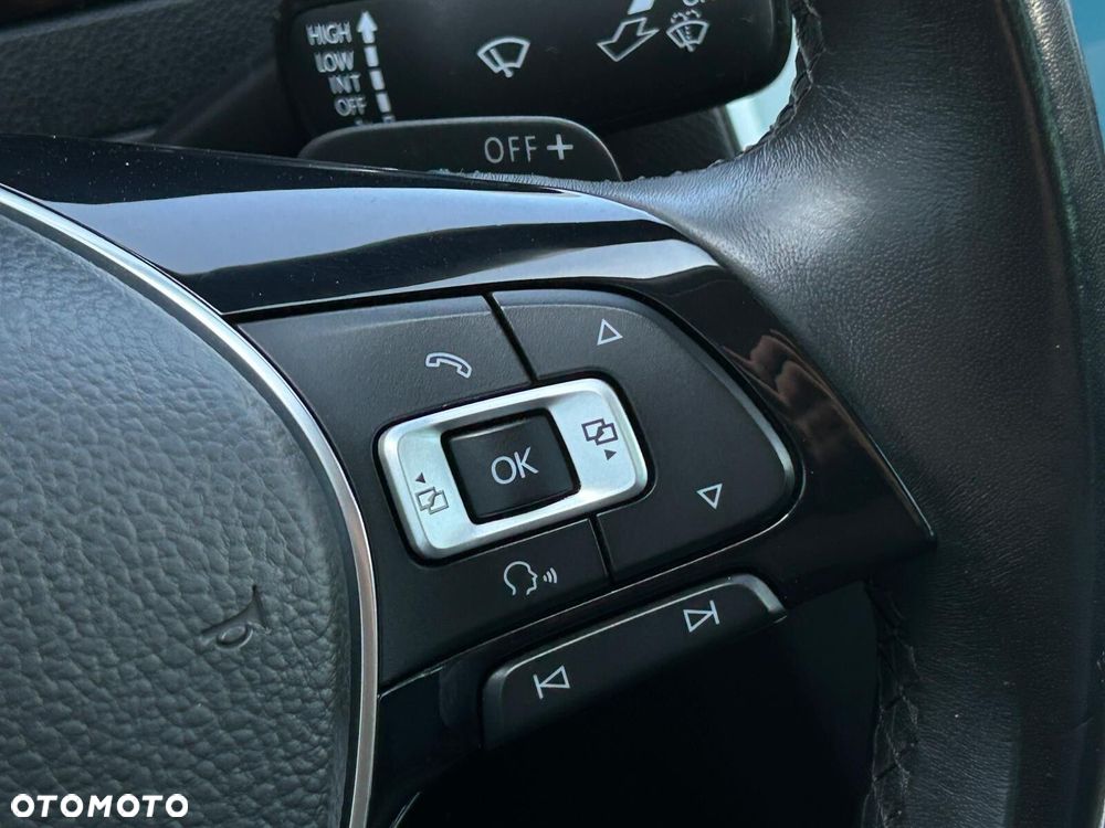 Volkswagen Passat 1.8 TSI BMT Comfortline DSG - 23