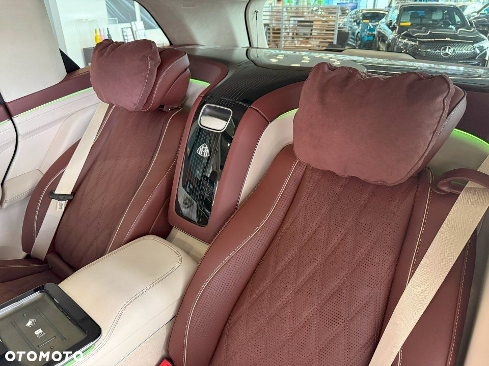 Mercedes-Benz GLS - 30