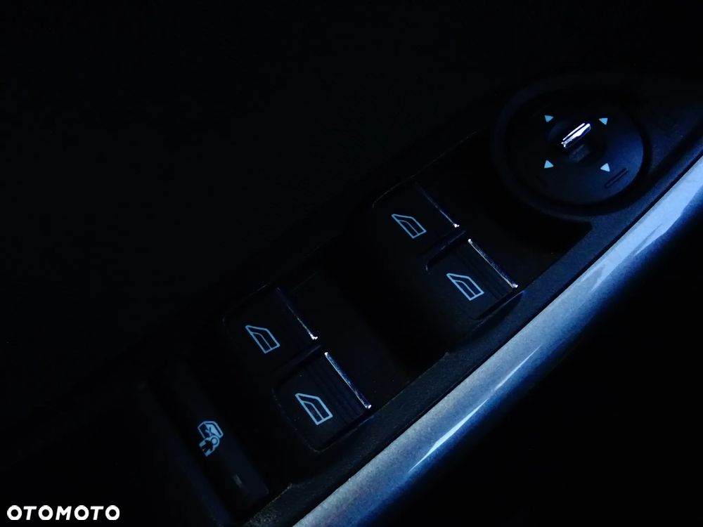 Ford Focus - 13
