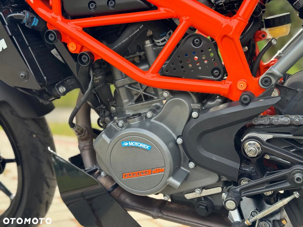 KTM Duke 125 - 12
