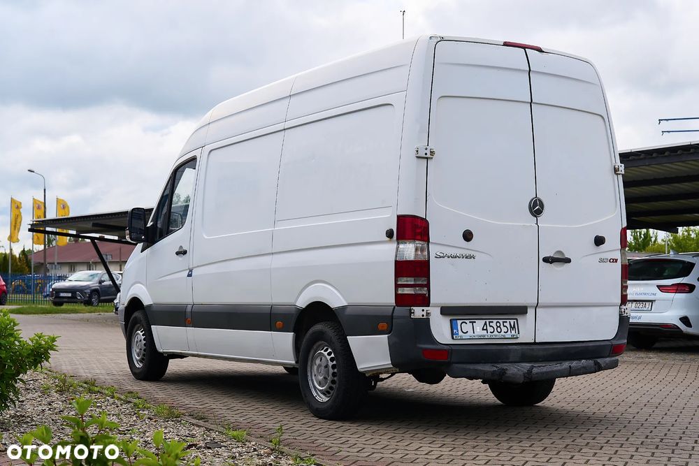Mercedes-Benz Sprinter 310 - 5