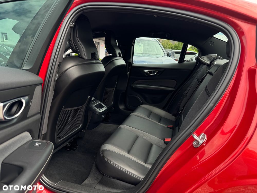 Volvo S60 B4 B Geartronic RDesign - 24