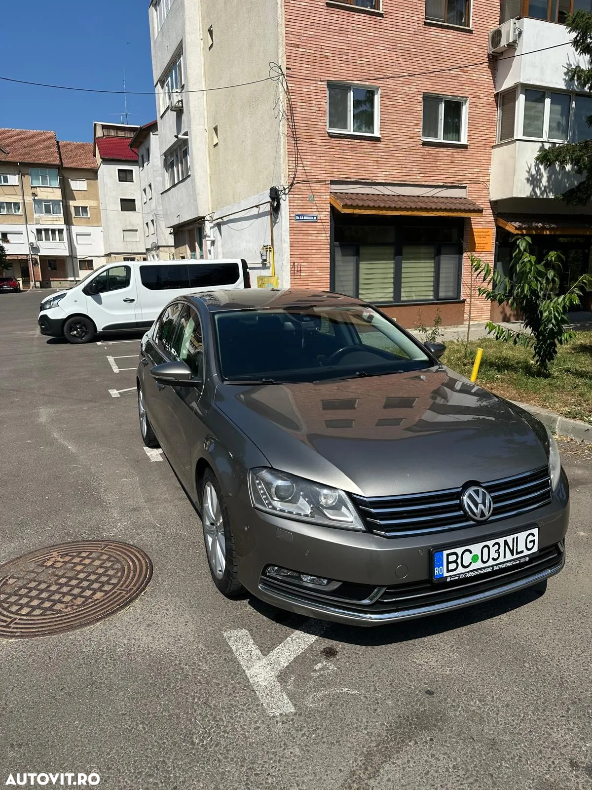 Volkswagen Passat 1.8 TSI Comfortline - 2