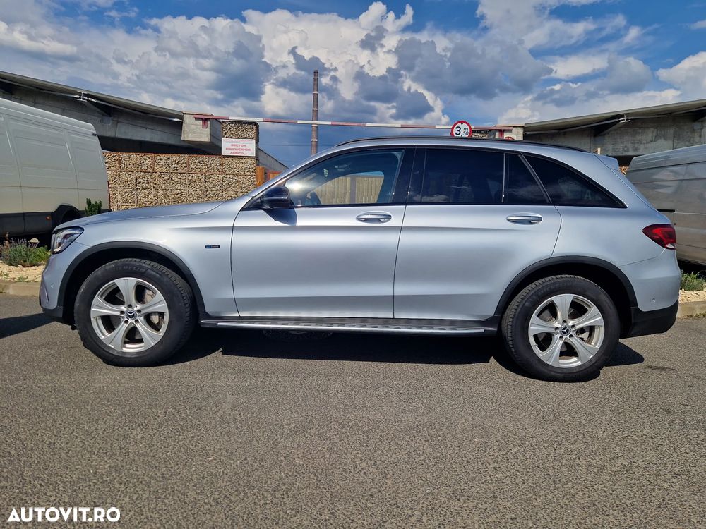 Mercedes-Benz GLC - 22