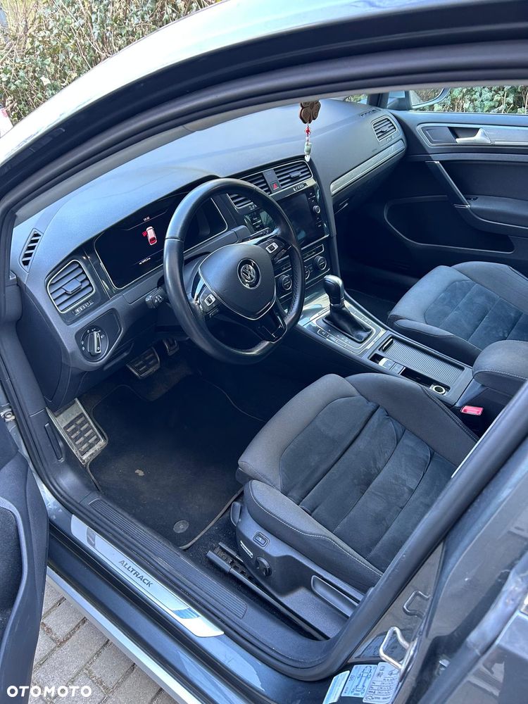Volkswagen Golf Alltrack - 12
