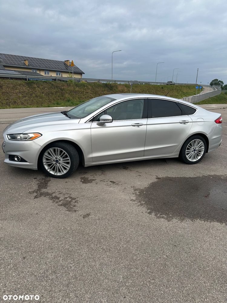 Ford Fusion 2.0 EcoBoost Titanium - 5