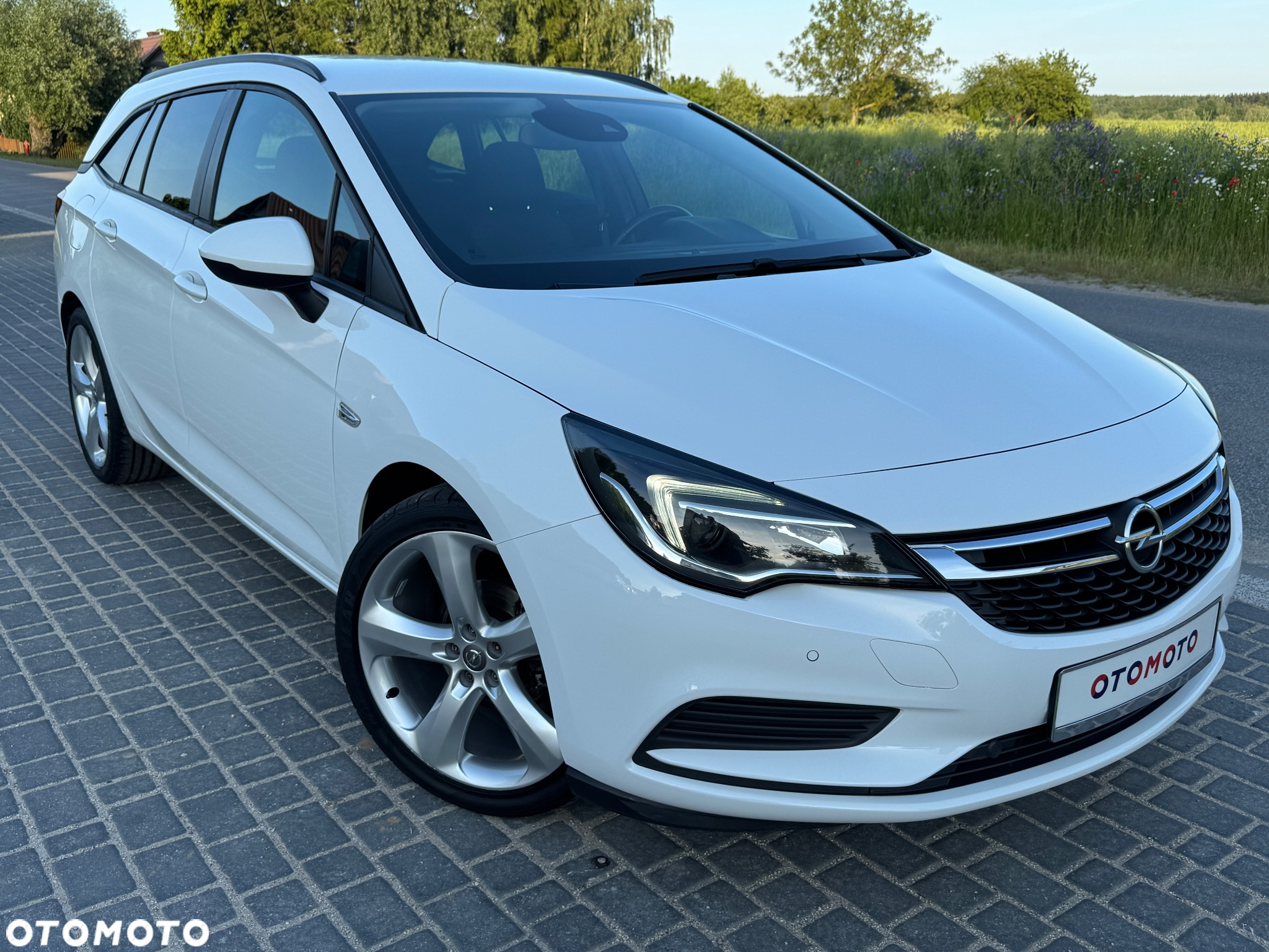 Opel Astra 1.6 D (CDTI) Edition - 2
