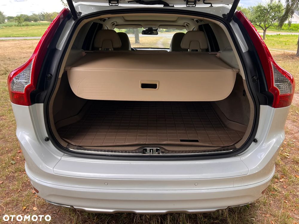 Volvo XC 60 T6 AWD Edition Pro - 10