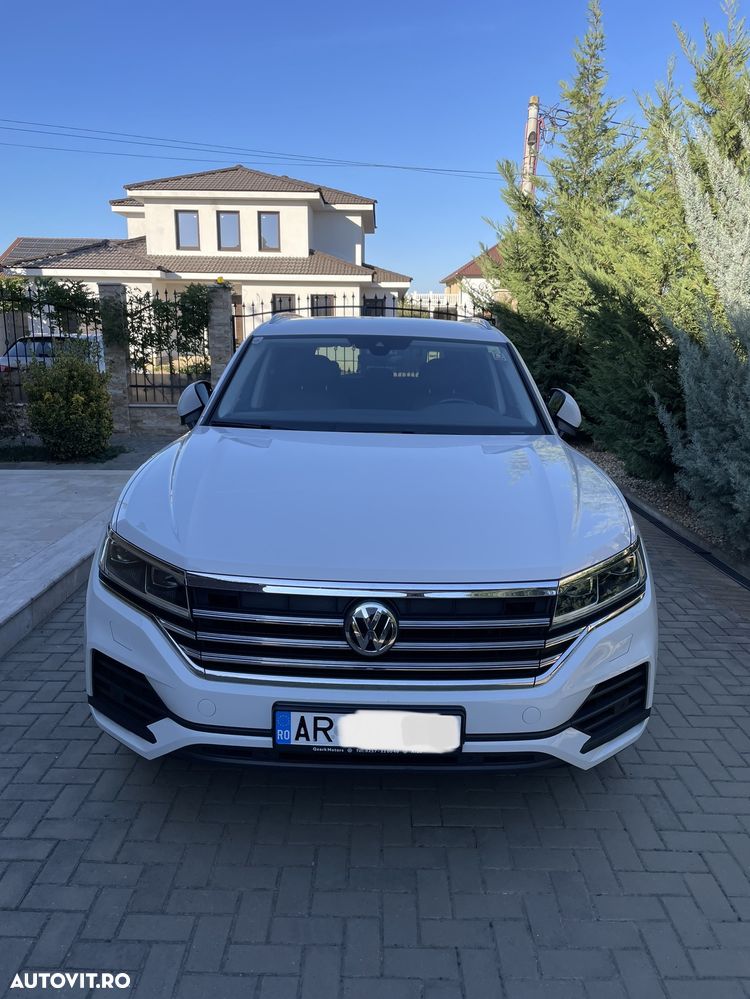 Volkswagen Touareg - 2