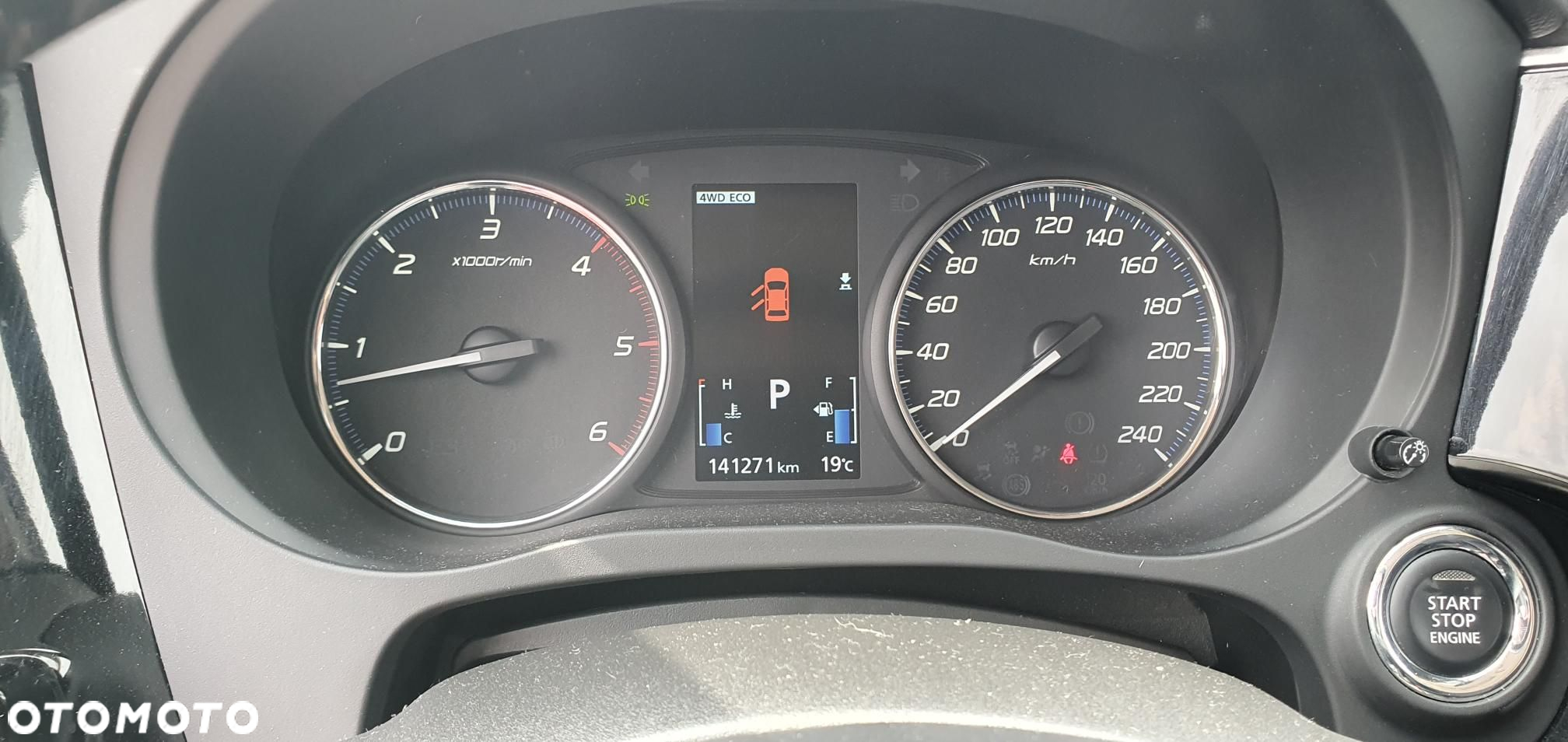 Mitsubishi Outlander 2.2 DI-D 4WD Automatik Edition 100+ - 13