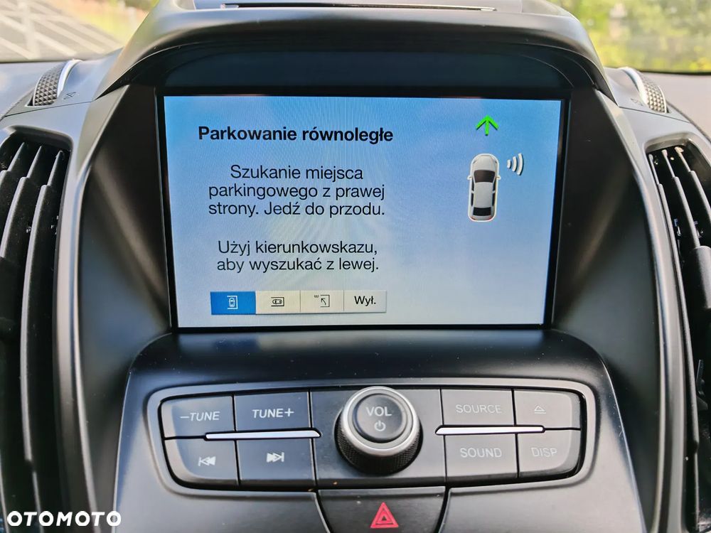 Ford Kuga 1.5 EcoBoost 2x4 Titanium - 27