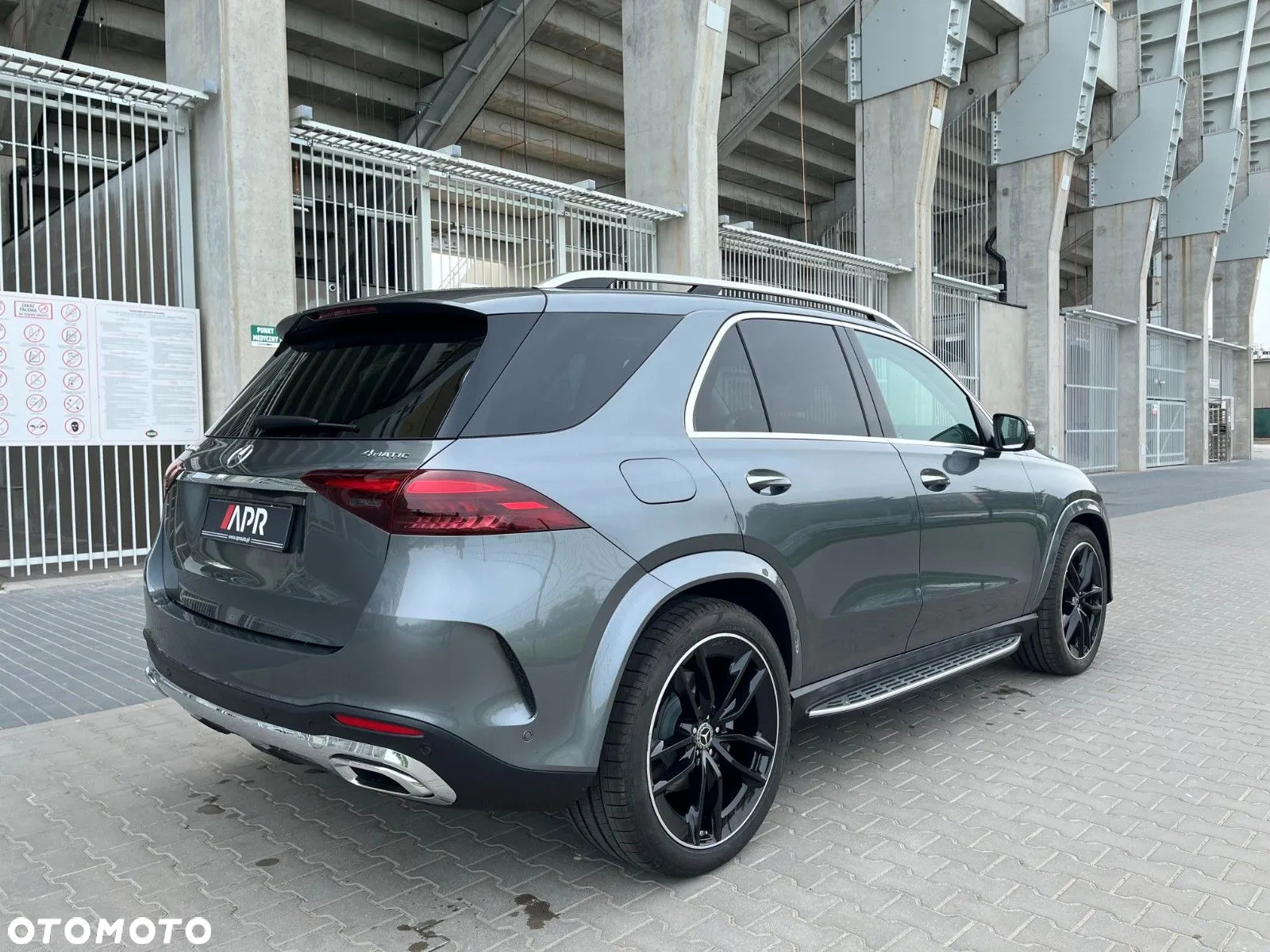 Mercedes-Benz GLE 300 d 4-Matic - 6