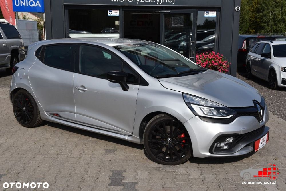 Renault Clio TCe 220 EDC R.S Trophy - 4