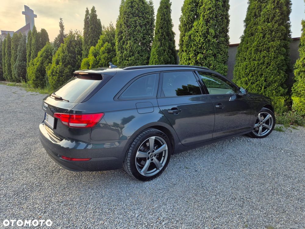 Audi A4 Avant 35 TDI S tronic design - 39