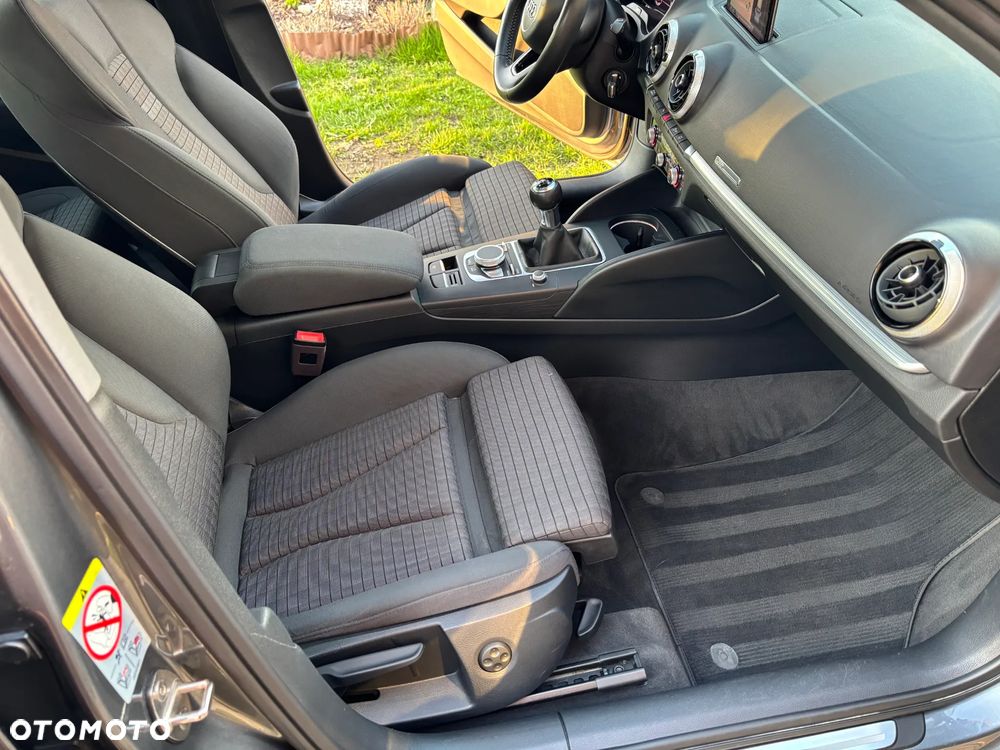 Audi A3 Sportback 30 TDI sport - 15