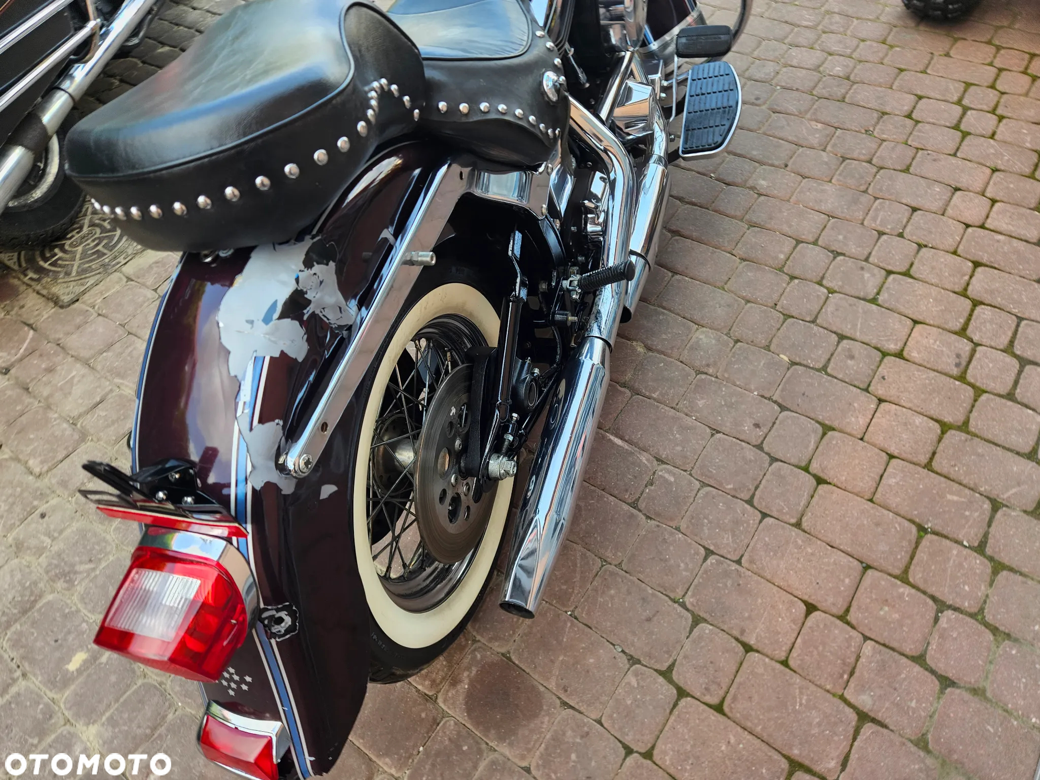 Harley-Davidson Softail Custom - 20