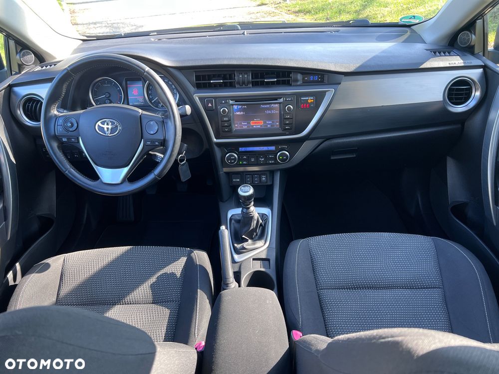 Toyota Auris 1.6 Valvematic Comfort - 24