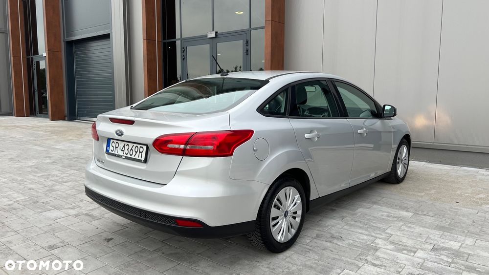 Ford Focus 1.6 Trend - 2