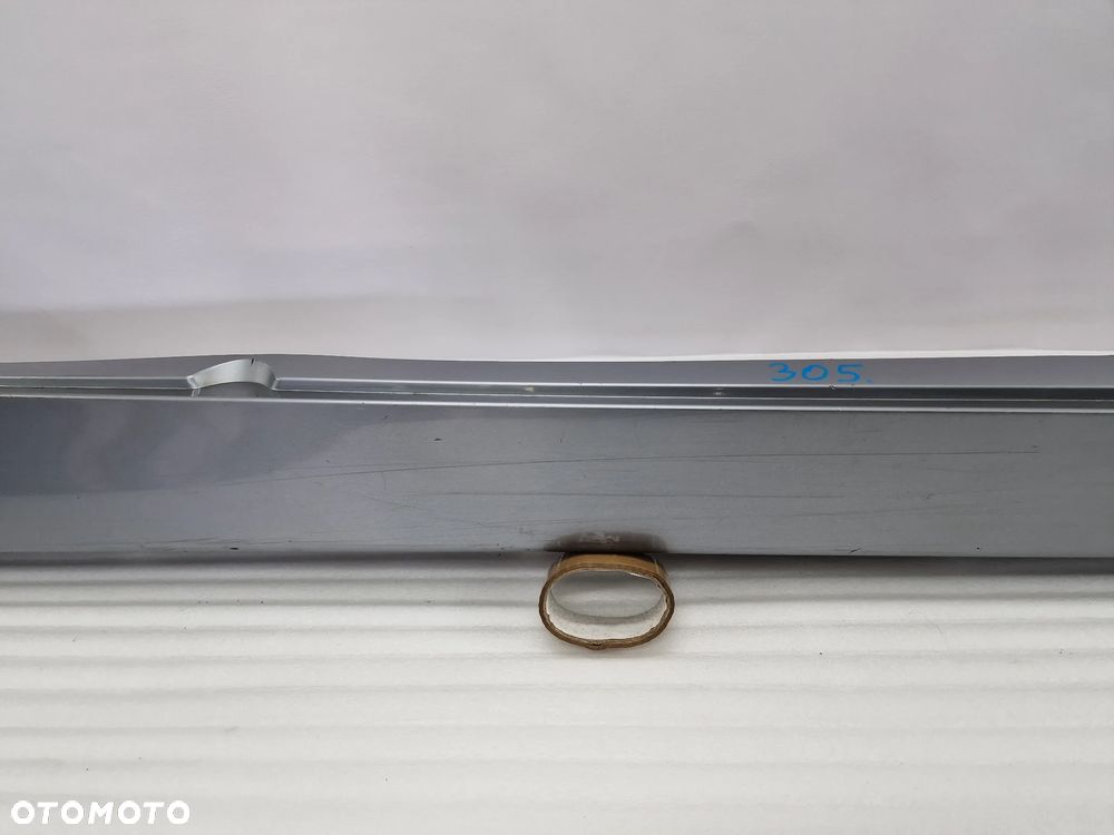 BMW E60 5 04- PRAWA LISTWA PROGOWA / NAKŁADKA PROGU , NR 51717033760 , NR AUKCJI PR305 - 4