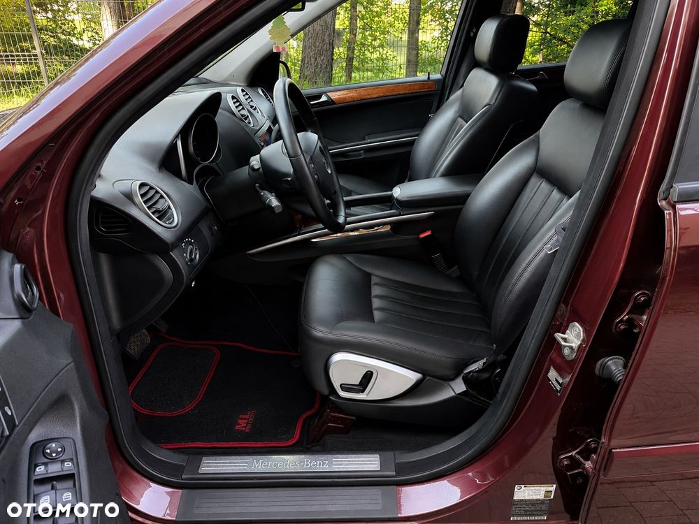 Mercedes-Benz ML 350 4Matic 7G-TRONIC Edition 10 - 29