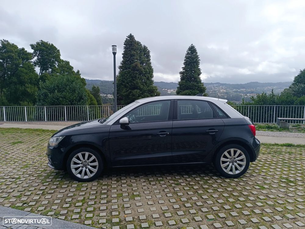 Audi A1 Sportback 1.6 TDI Advance - 4